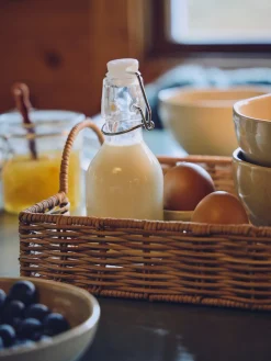 Bouteille avec fermeture à étrier