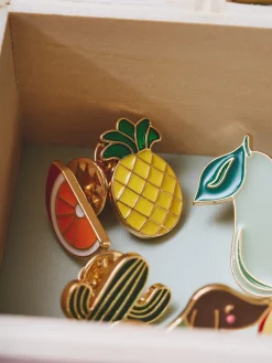 Pin's