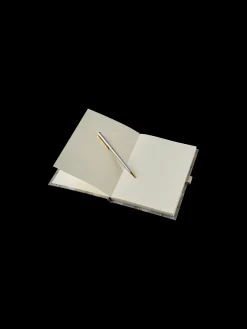 Cahier avec stylo