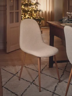 Chaise en tissu bouclé