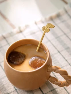 Cuillère à cerise