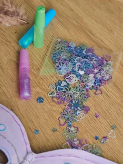 Paillettes et colle pailletée