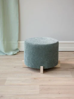 Pouf avec pied