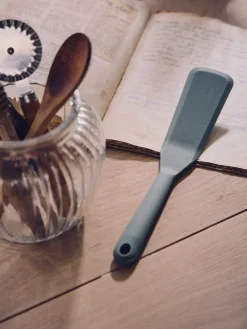 Spatule