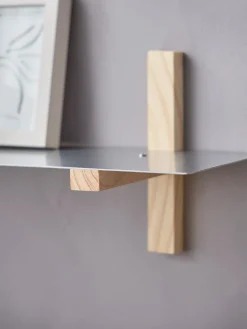 Étagère murale en pin et acier
